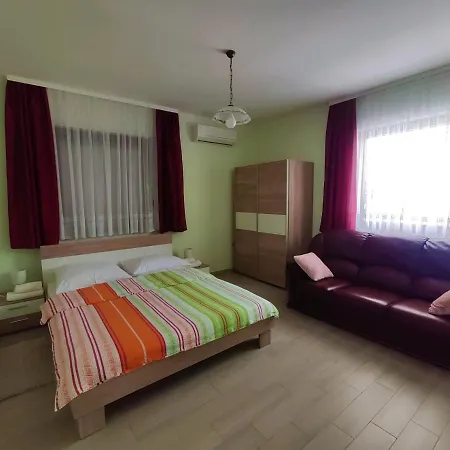 Tina Apartman Zadar